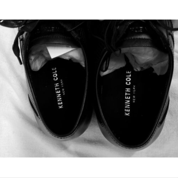 Kenneth Cole Black Leather Lace Up Shoes 9.5 - Picture 8 of 8